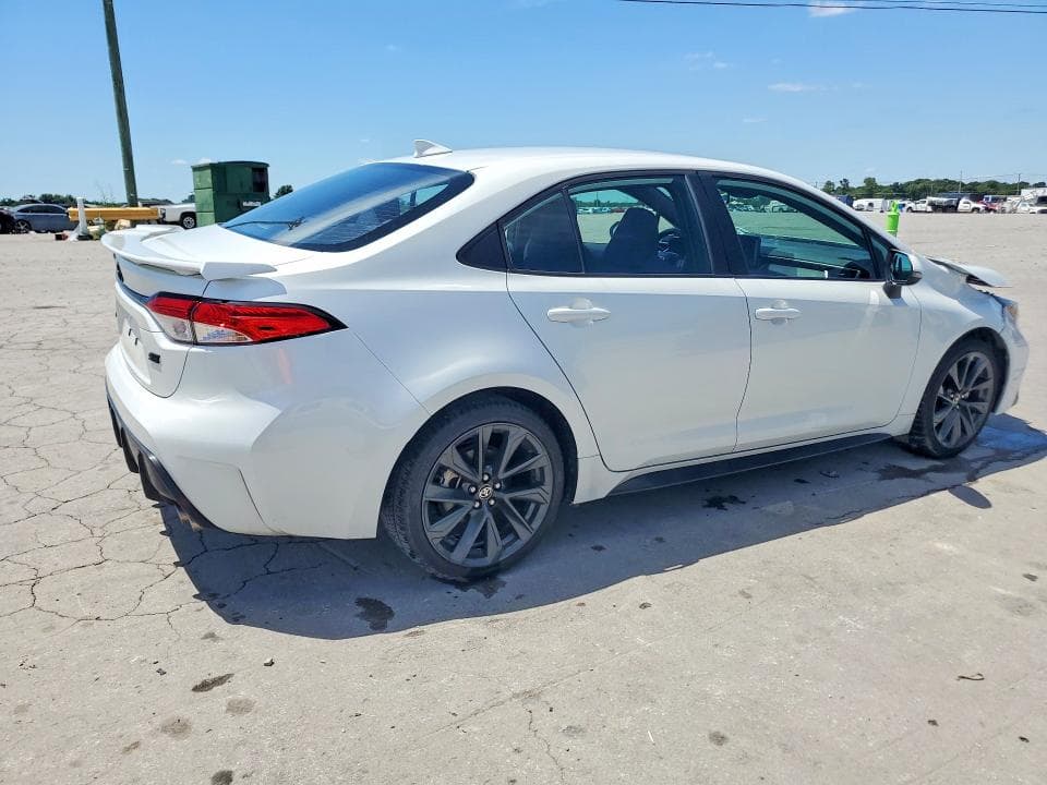 2025 TOYOTA COROLLA SE 3
