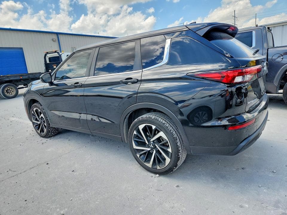 2022 MITSUBISHI OUTLANDER ES 2