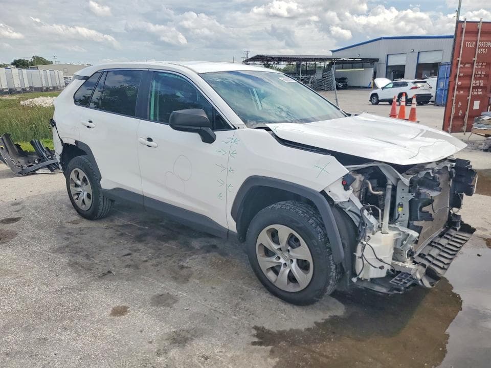 2020 TOYOTA RAV4 LE 4