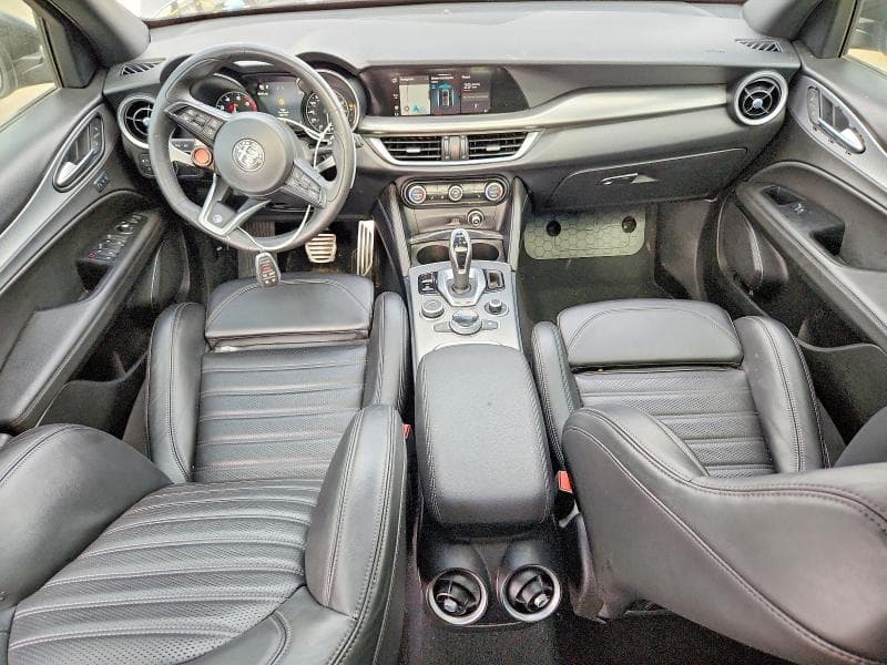 2022 ALFA ROMEO STELVIO TI/TI SPORT 8