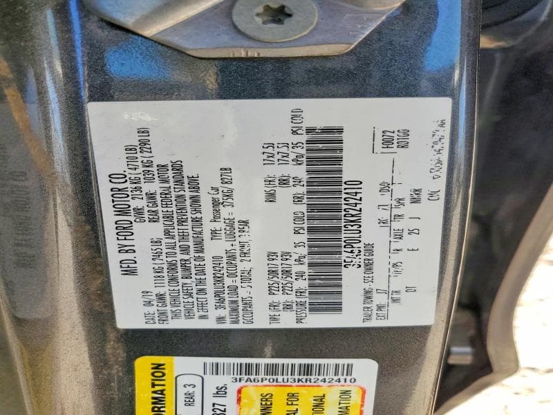 2019 FORD FUSION SE 13