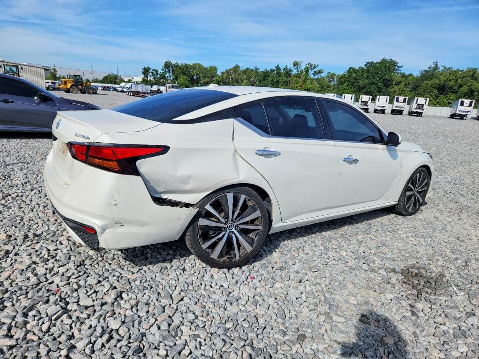 2019 NISSAN ALTIMA PLATINUM 3