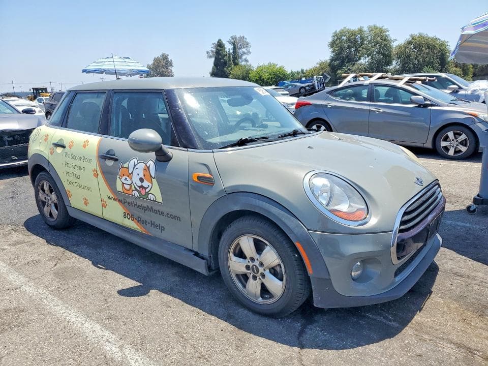 2017 MINI COOPER 4