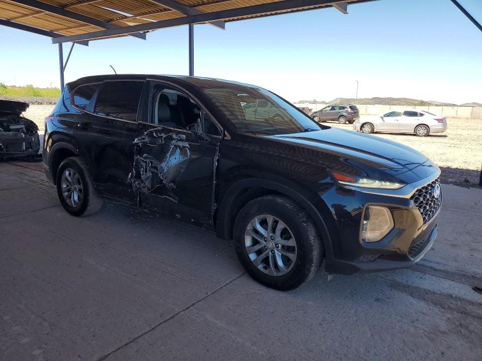 2019 HYUNDAI SANTA FE SE 4