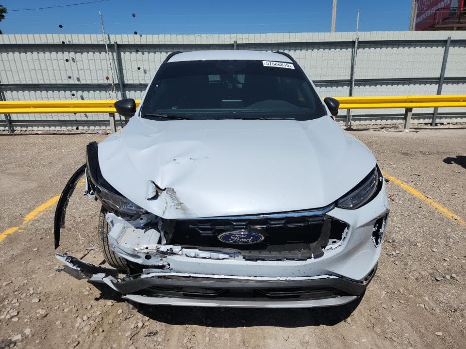 2025 FORD ESCAPE ST LINE 5