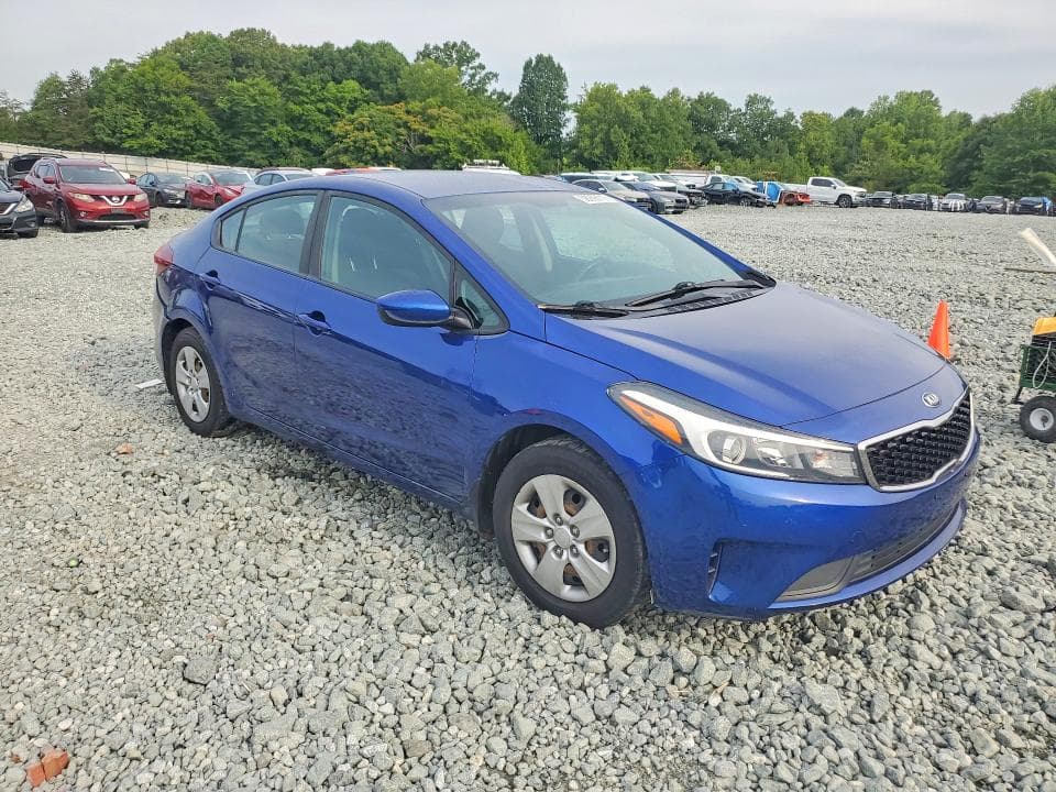 2017 KIA FORTE LX 4