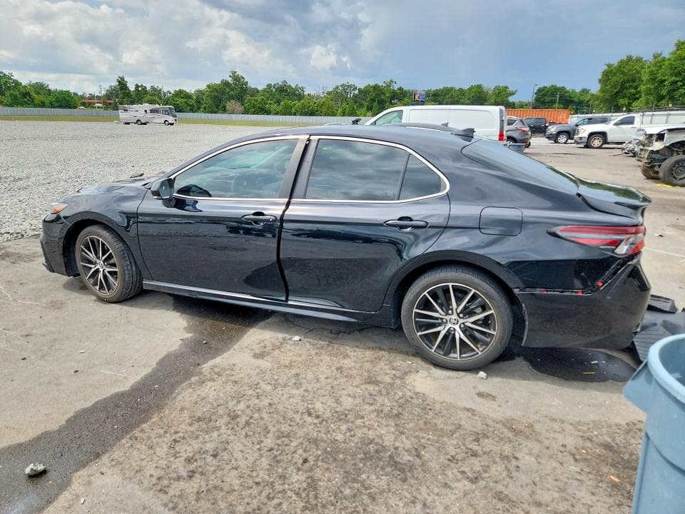 2023 TOYOTA CAMRY SE 2