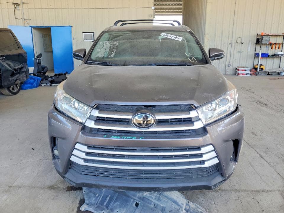 2017 TOYOTA HIGHLANDER XLE 5