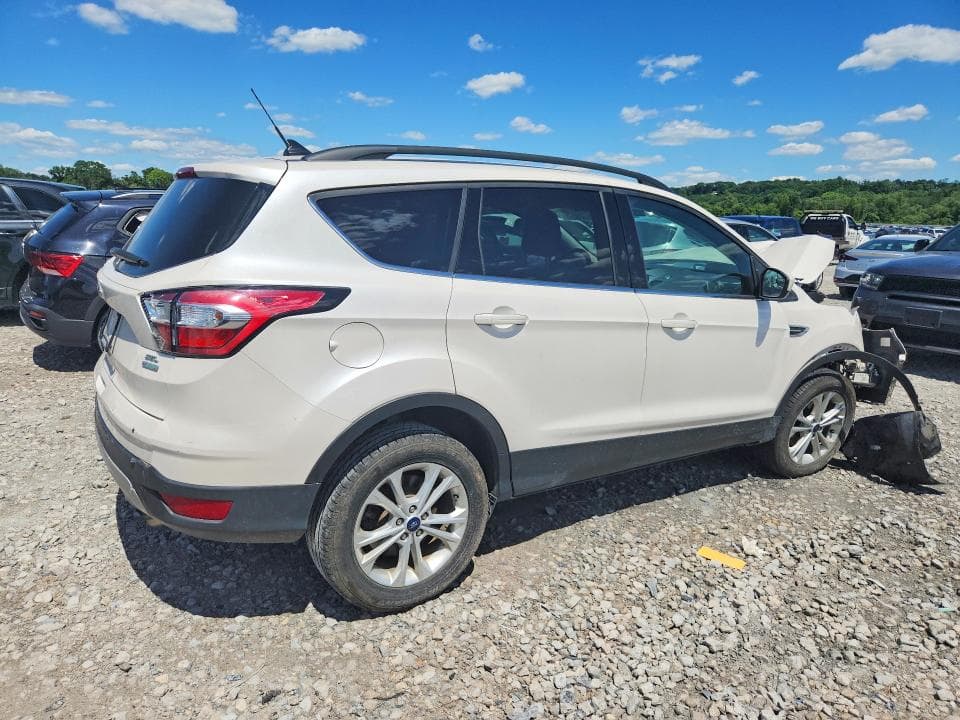2018 FORD ESCAPE SEL 3
