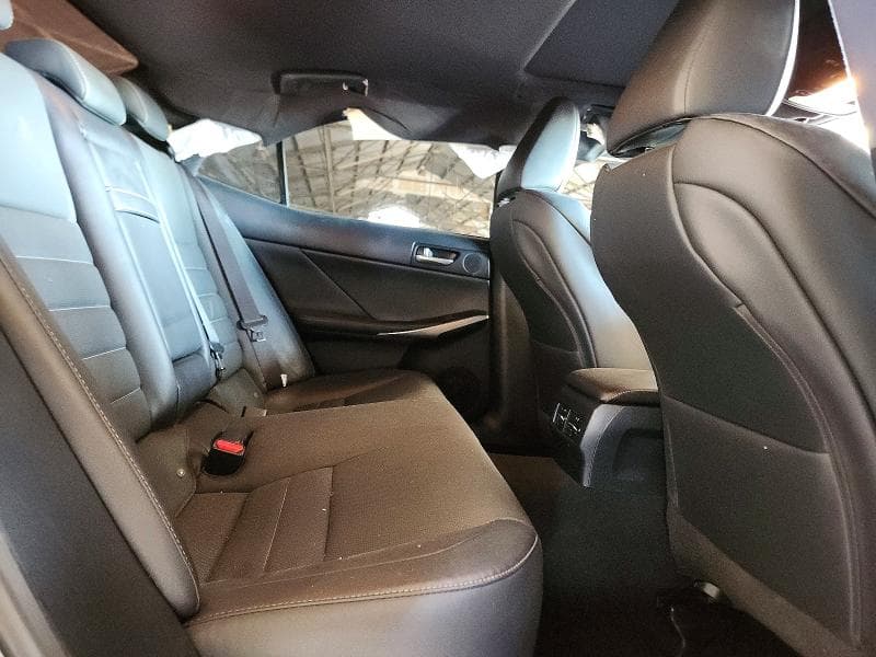2019 LEXUS IS 350 10