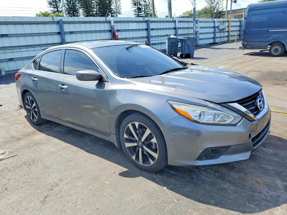 2018 NISSAN ALTIMA 2.5 SR 4