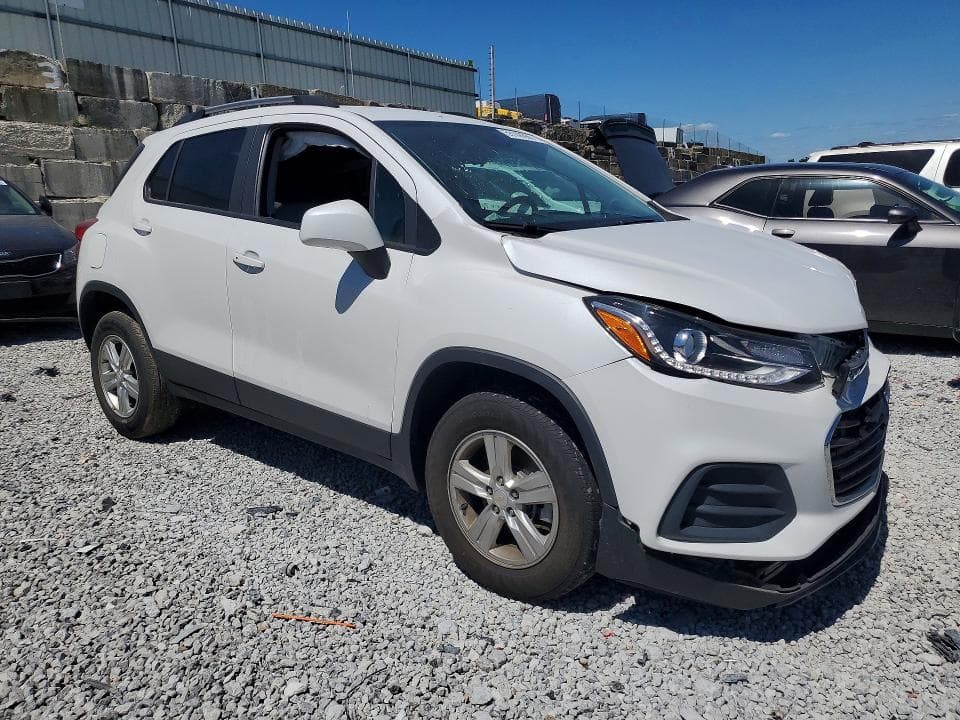 2022 CHEVROLET TRAX 1LT 4