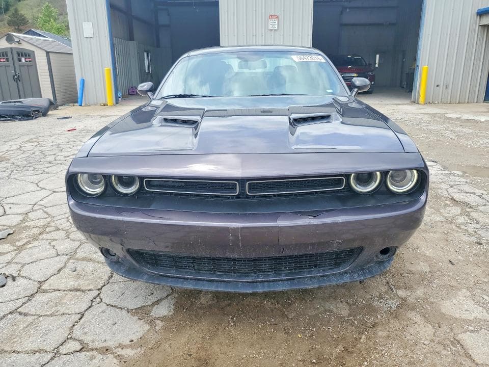 2022 DODGE CHALLENGER SXT 5