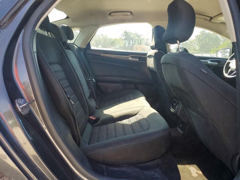 2019 FORD FUSION SEL 10