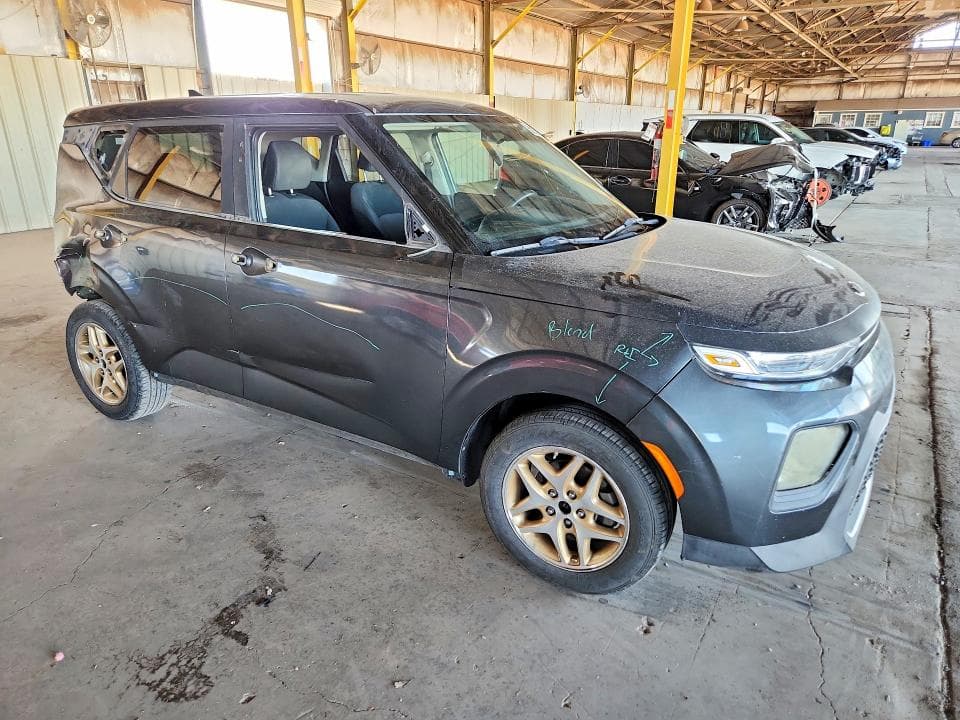 2020 KIA SOUL LX 4