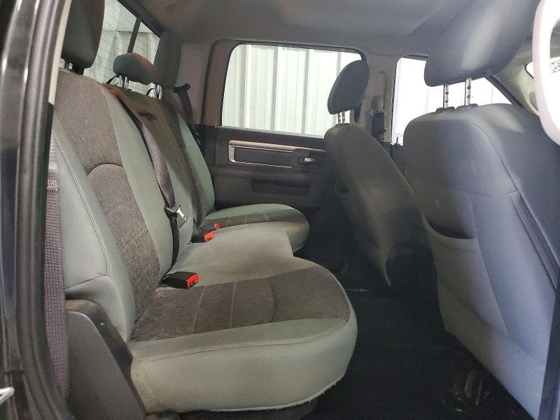 2017 RAM 1500 SLT 10