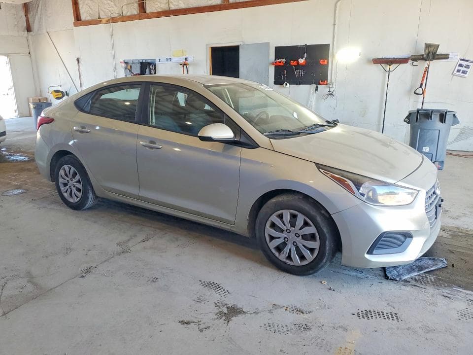 2019 HYUNDAI ACCENT SE 4