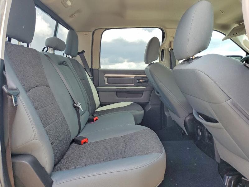 2018 RAM 1500 SLT 10