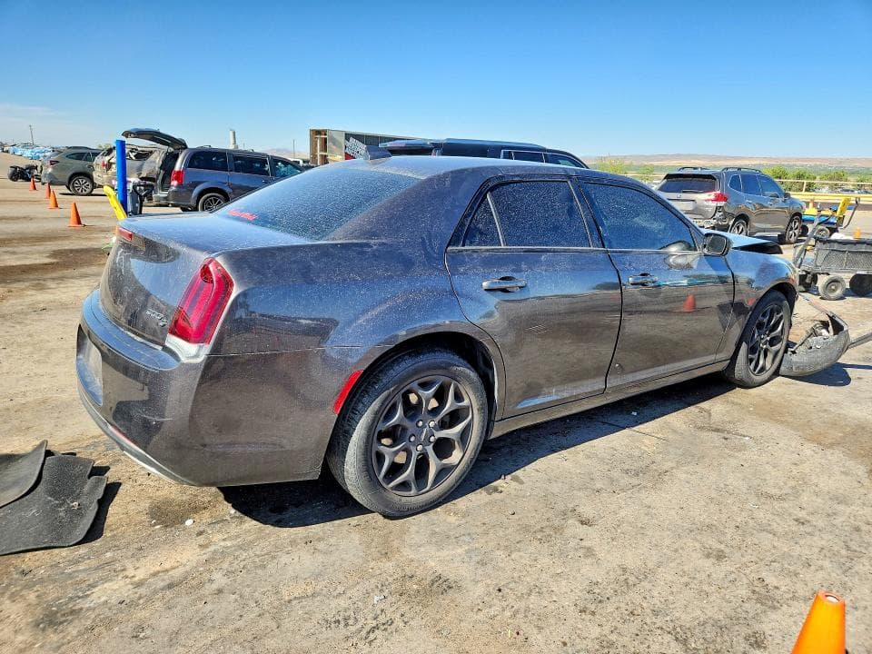 2019 CHRYSLER 300 S 3