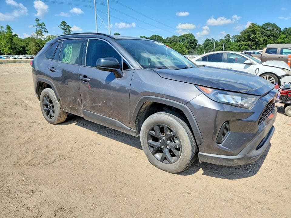 2021 TOYOTA RAV4 LE 4
