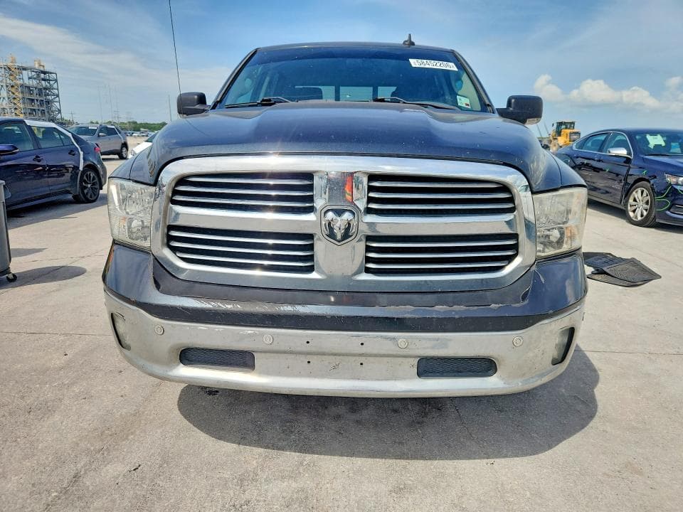 2018 RAM 1500 SLT 5
