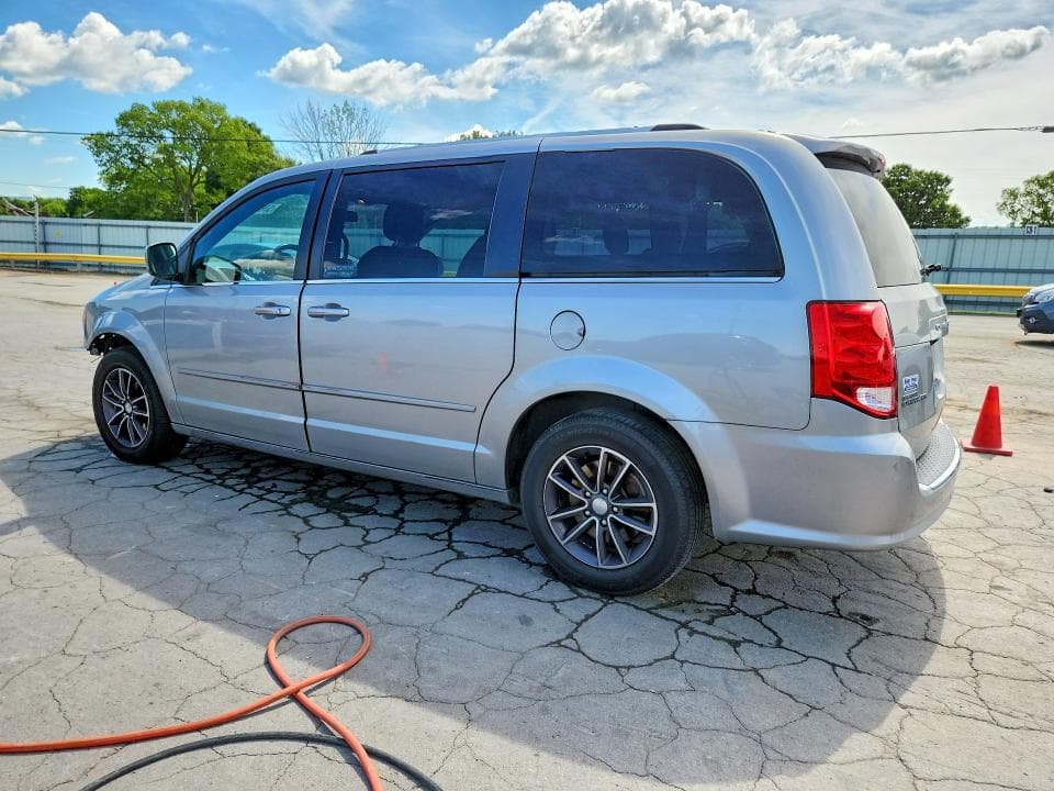 2017 DODGE GRAND CARAVAN SXT 2