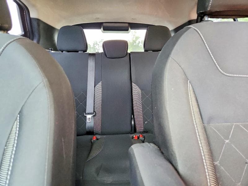 2018 NISSAN KICKS S 10