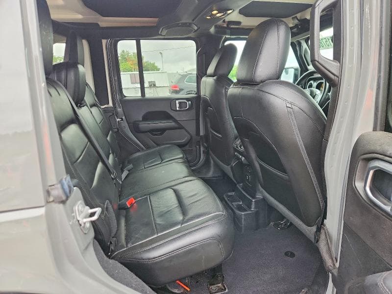 2019 JEEP WRANGLER UNLIMITED SAHARA 10