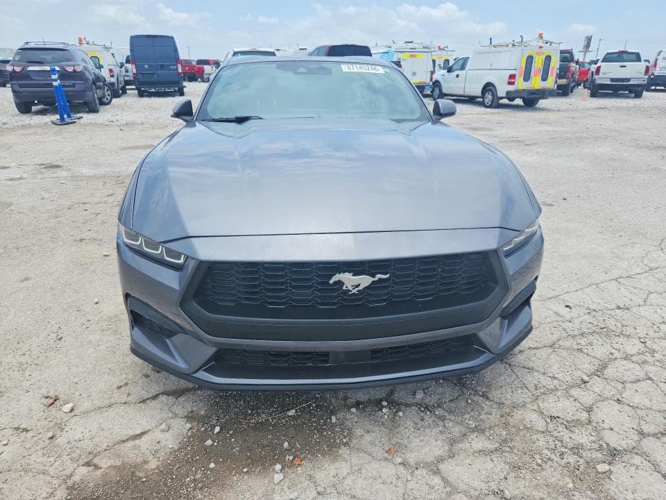 2024 FORD MUSTANG 5