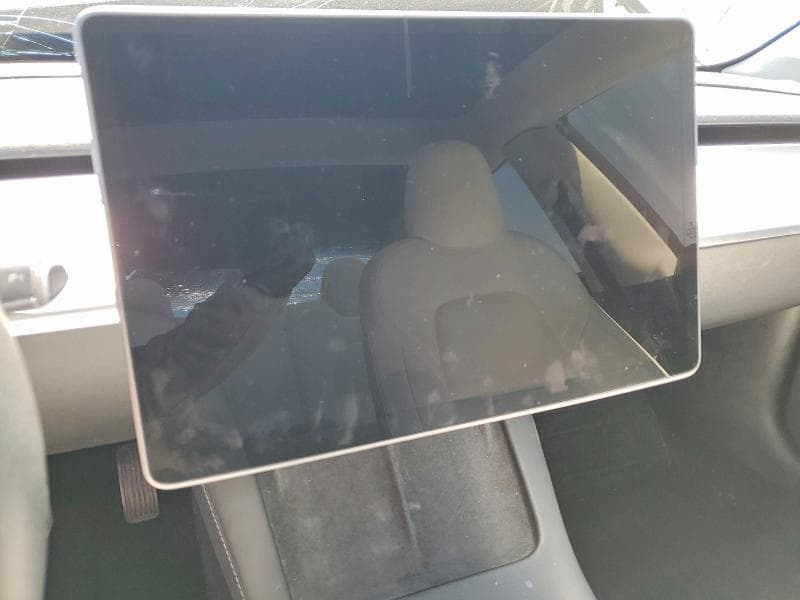 2022 TESLA MODEL 3 9