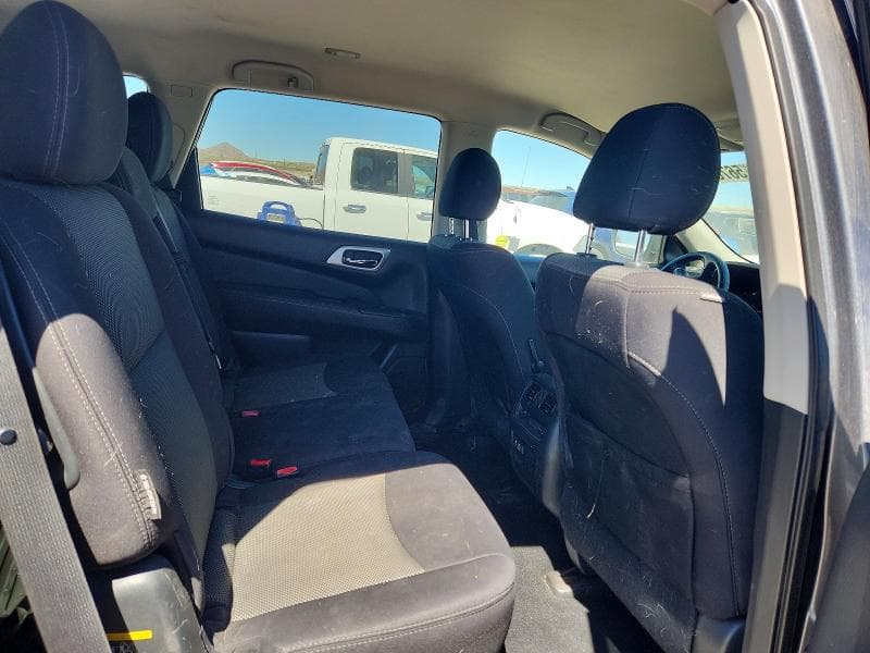 2019 NISSAN PATHFINDER SV 10