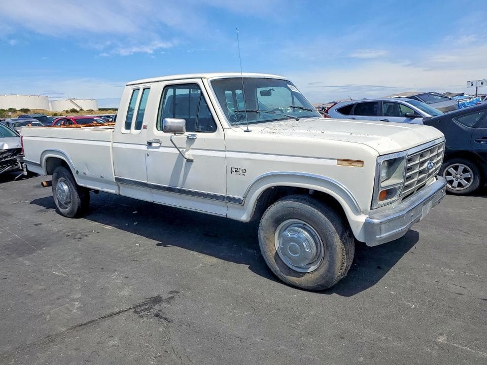1986 FORD F250 4