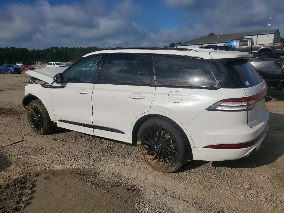 2025 LINCOLN AVIATOR RESERVE 2