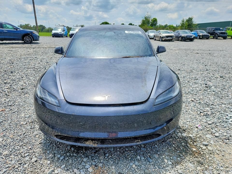2025 TESLA MODEL 3 5