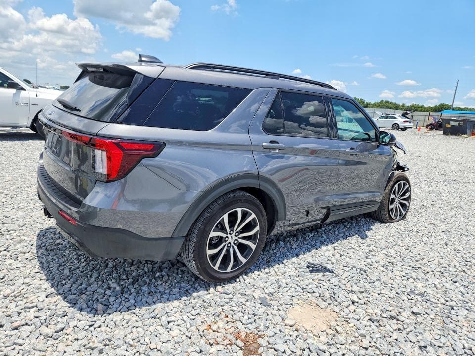 2025 FORD EXPLORER ST-LINE 3