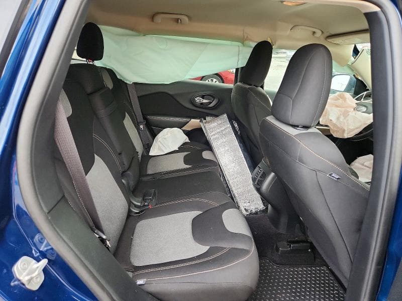2018 JEEP CHEROKEE LATITUDE 11