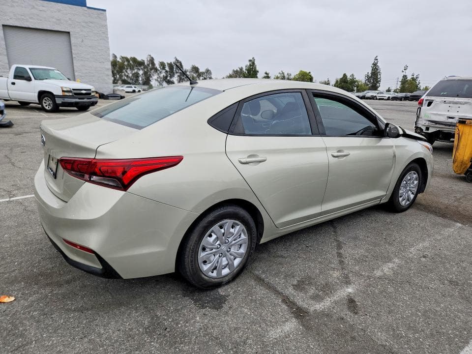 2019 HYUNDAI ACCENT SE 3