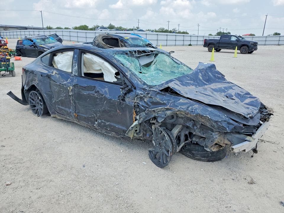 2024 TESLA MODEL 3 4