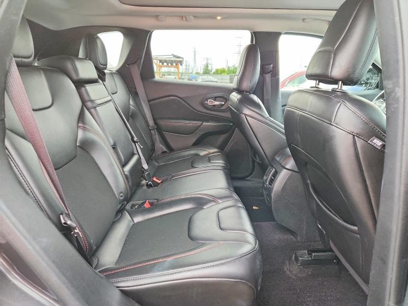 2019 JEEP CHEROKEE TRAILHAWK 10