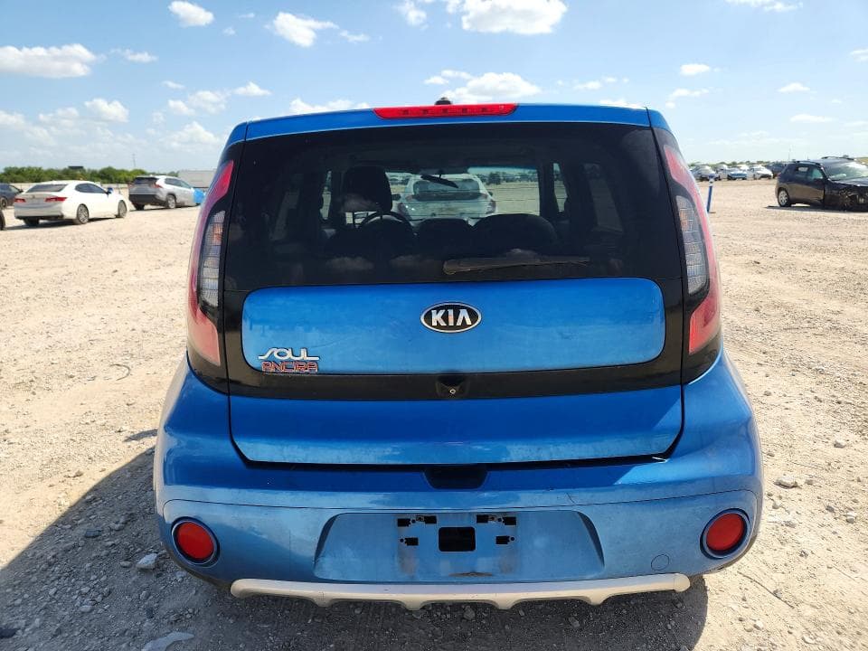 2018 KIA SOUL + 6