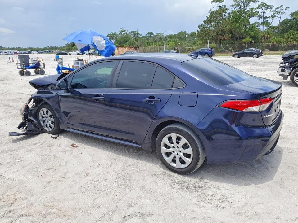 2022 TOYOTA COROLLA LE 2