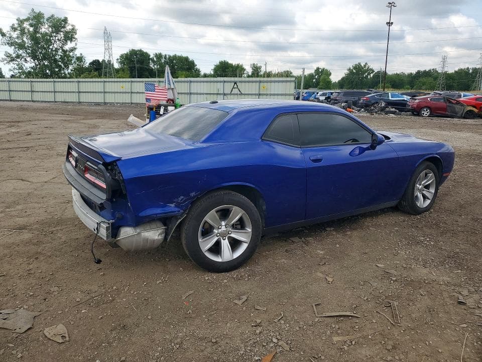 2022 DODGE CHALLENGER SXT 3