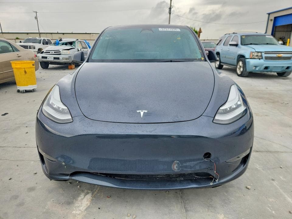 2023 TESLA MODEL Y 5