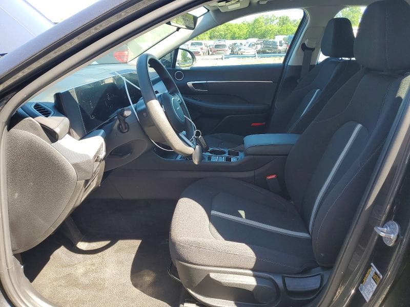 2025 HYUNDAI SONATA SE 7