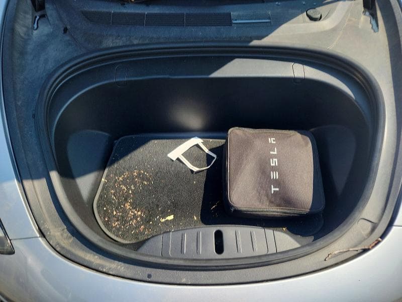 2018 TESLA MODEL 3 11
