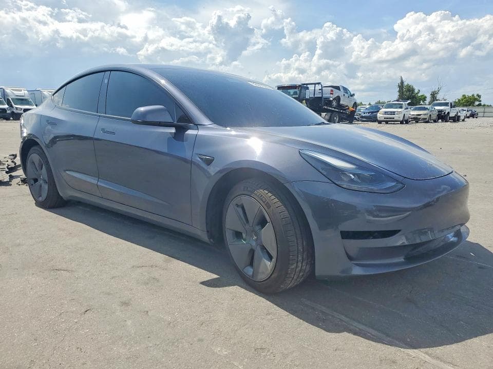 2023 TESLA MODEL 3 4