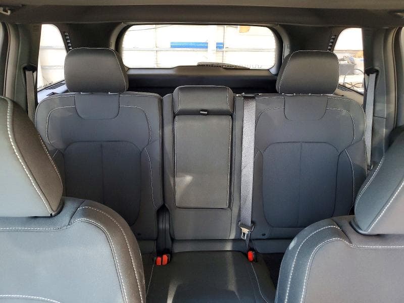 2025 JEEP GRAND CHEROKEE LAREDO 10