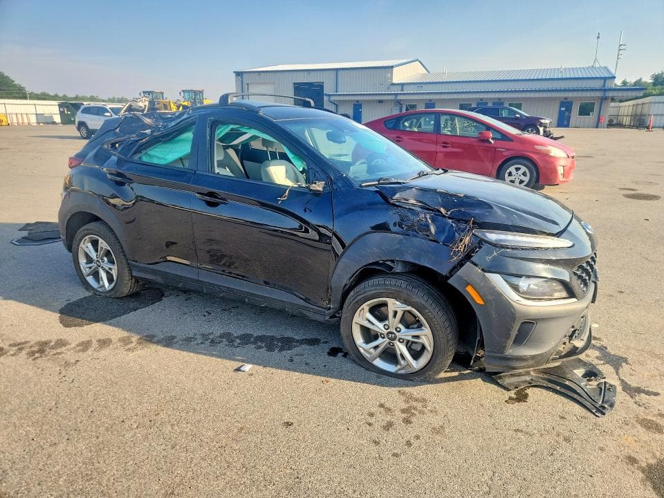 2022 HYUNDAI KONA SEL 4