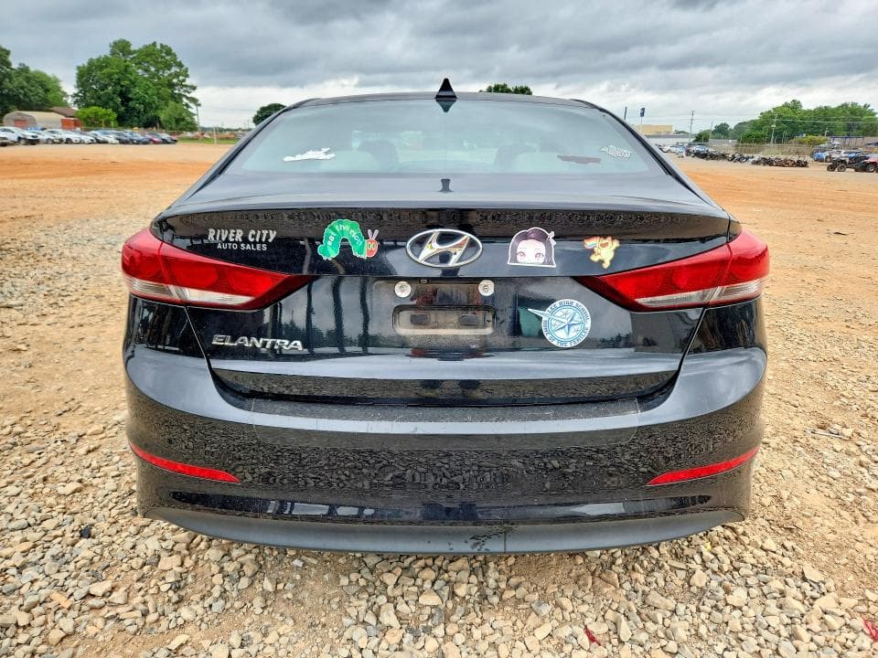 2017 HYUNDAI ELANTRA SE 6