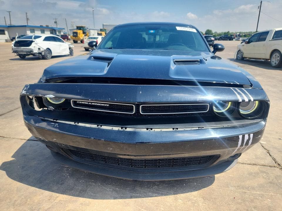2018 DODGE CHALLENGER SXT 5